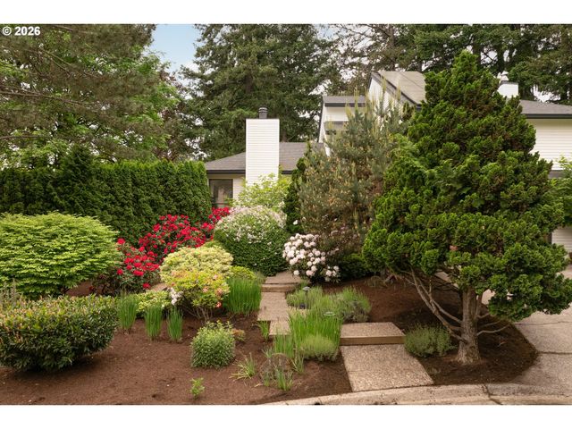 4815 Sw STONEBROOK Ct, Portland, OR 97239