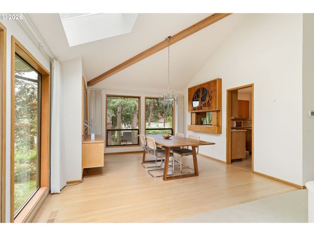 4815 Sw STONEBROOK Ct, Portland, OR 97239
