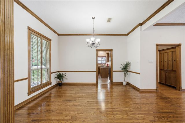 2516 Woodcreek Drive, Pearland, TX 77581