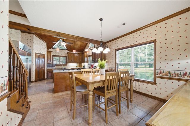 2516 Woodcreek Drive, Pearland, TX 77581