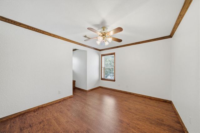 2516 Woodcreek Drive, Pearland, TX 77581