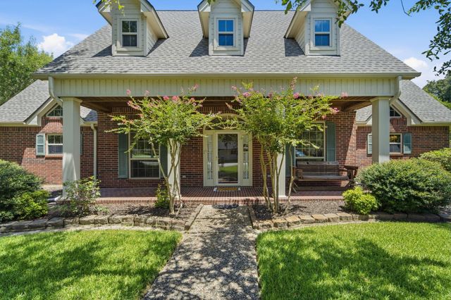 2516 Woodcreek Drive, Pearland, TX 77581