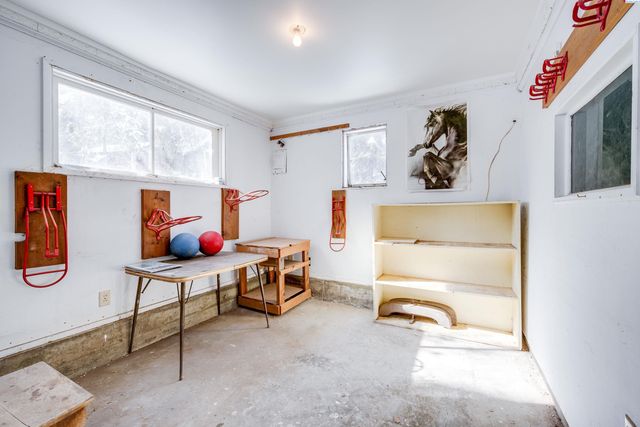 312 State Route 27, Pullman, WA 99163