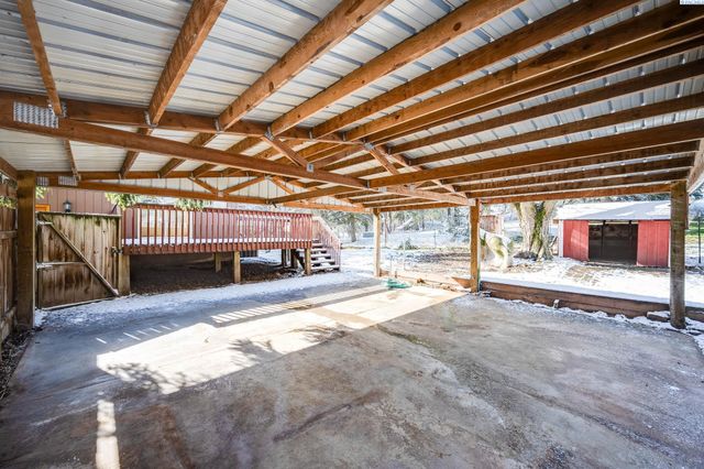 312 State Route 27, Pullman, WA 99163