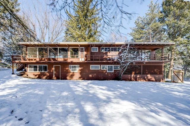 312 State Route 27, Pullman, WA 99163