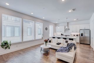 114 E Chester Court, Dallas, TX 75203