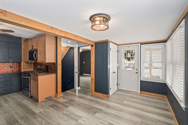 304 W Van Buren Street, Marengo, IL 60152