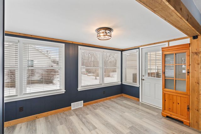 304 W Van Buren Street, Marengo, IL 60152