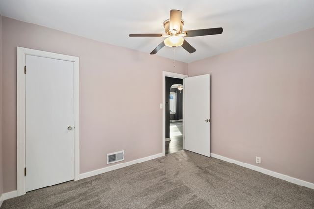 304 W Van Buren Street, Marengo, IL 60152