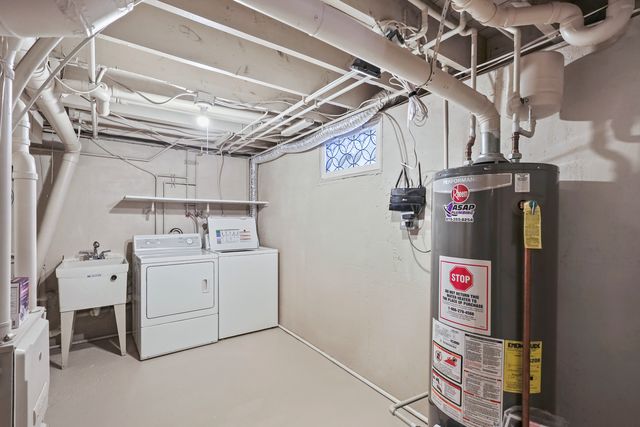 304 W Van Buren Street, Marengo, IL 60152