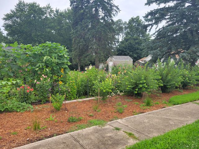 304 W Van Buren Street, Marengo, IL 60152