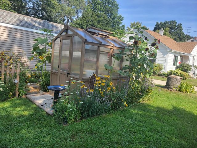 304 W Van Buren Street, Marengo, IL 60152