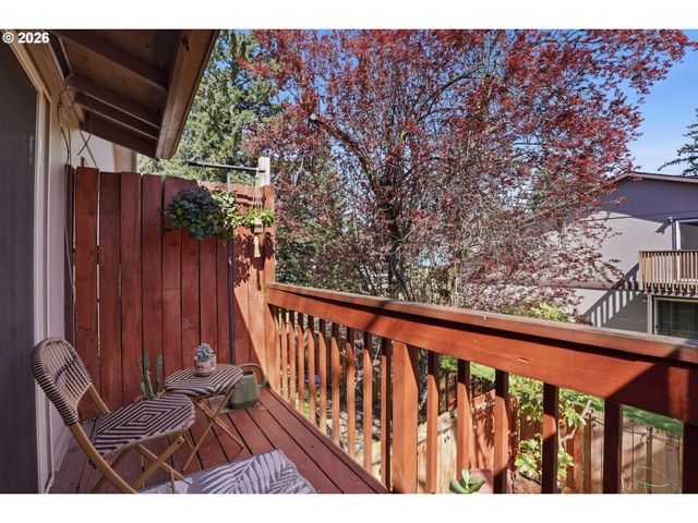 2379 Se 112TH Ave, Portland, OR 97216