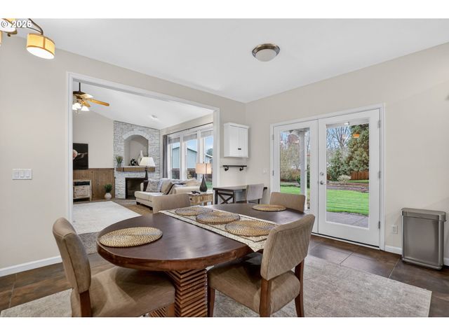 26250 S MILK CREEK Cir, Mulino, OR 97042