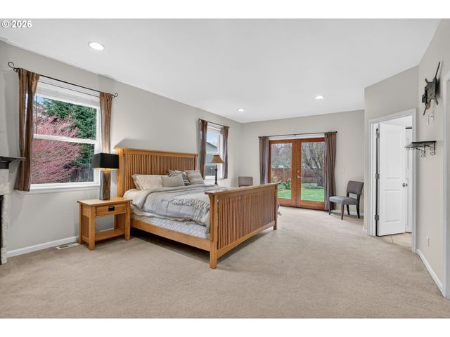 26250 S MILK CREEK Cir, Mulino, OR 97042