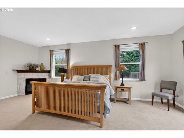 26250 S MILK CREEK Cir, Mulino, OR 97042