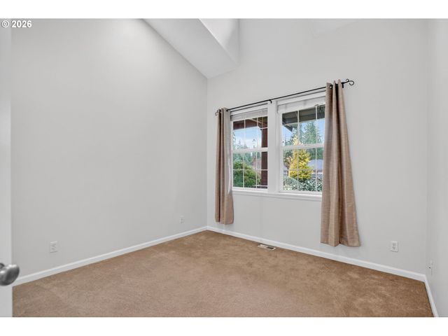 26250 S MILK CREEK Cir, Mulino, OR 97042