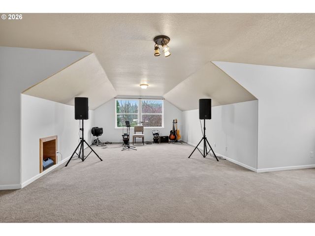 26250 S MILK CREEK Cir, Mulino, OR 97042