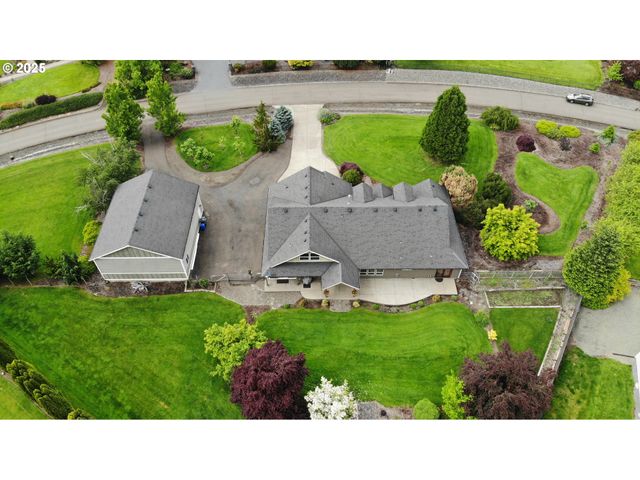 26250 S MILK CREEK Cir, Mulino, OR 97042