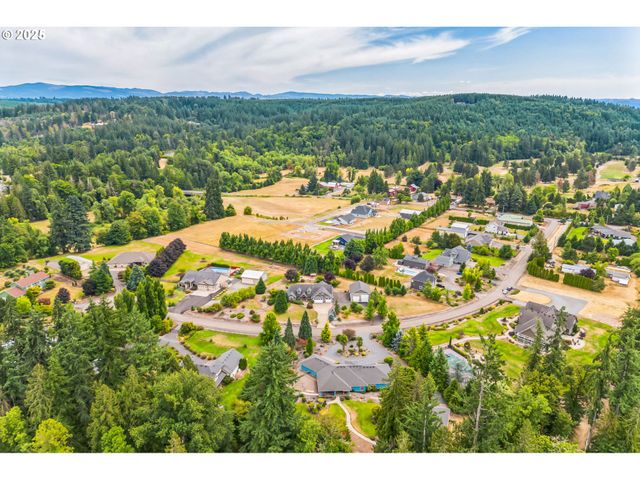 26250 S MILK CREEK Cir, Mulino, OR 97042