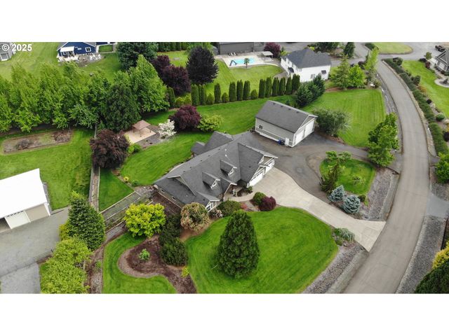 26250 S MILK CREEK Cir, Mulino, OR 97042