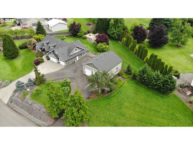 26250 S MILK CREEK Cir, Mulino, OR 97042