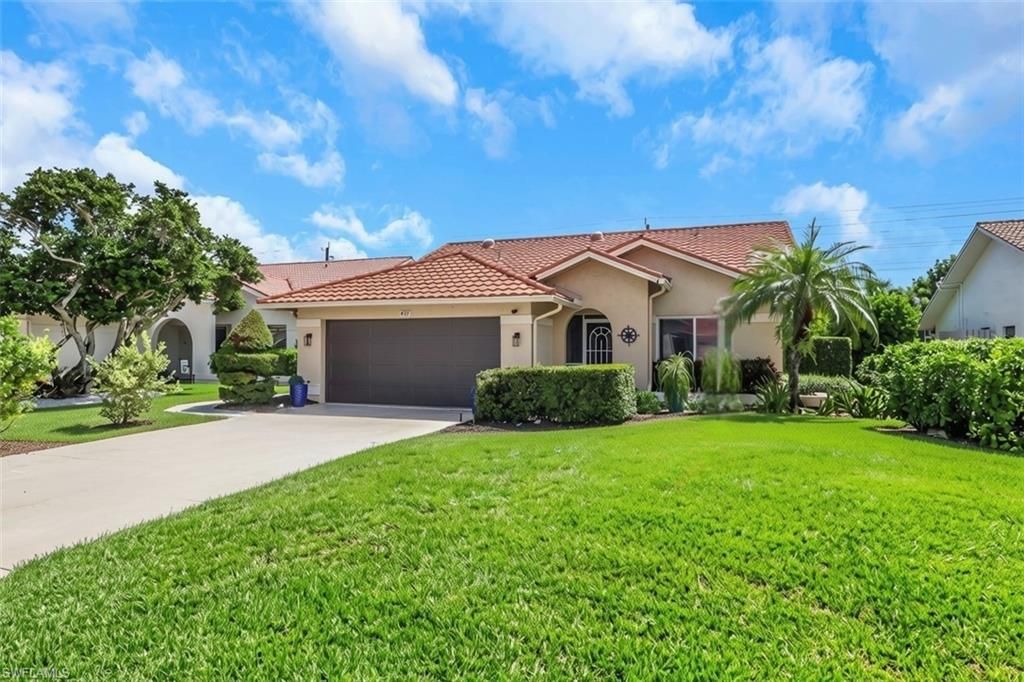 437 Fox Den CIR, NAPLES, FL 34104 — exterior