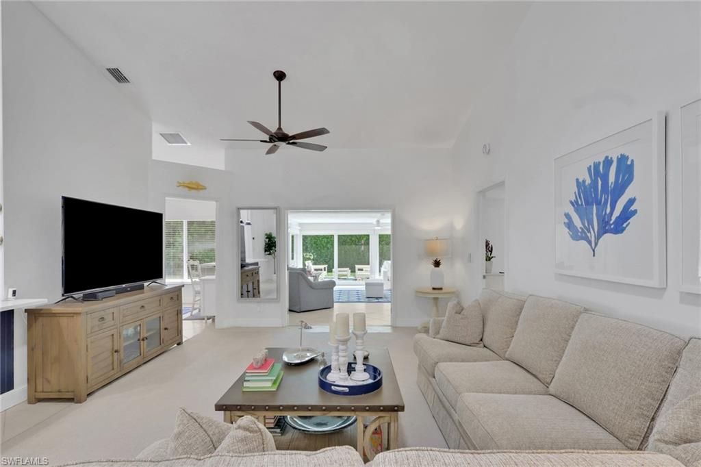 437 Fox Den CIR, NAPLES, FL 34104 — photo 3