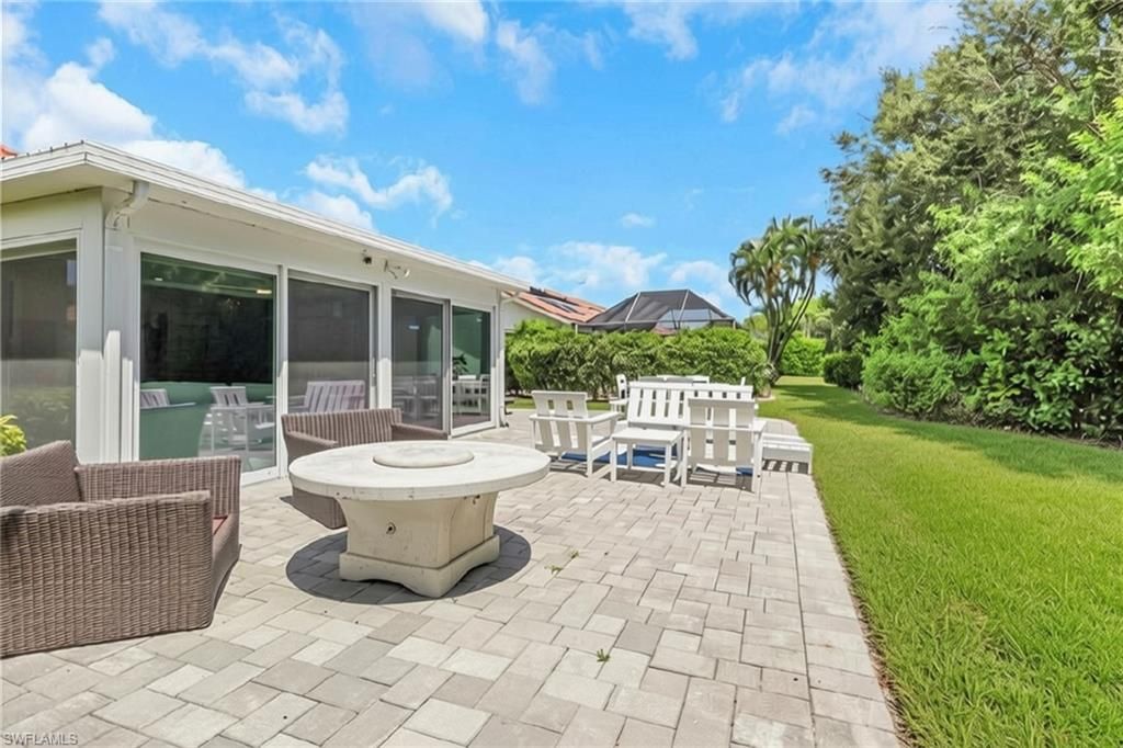 437 Fox Den CIR, NAPLES, FL 34104 — photo 5