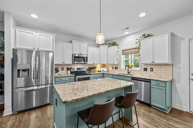 400 Everest Court, Aberdeen, NC 28315