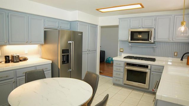 3325 Ricewood Drive, Oceanside, CA 92058