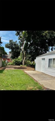 2430 Bennett Street, Dearborn, MI 48124