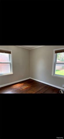 2430 Bennett Street, Dearborn, MI 48124