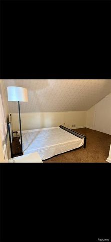 2430 Bennett Street, Dearborn, MI 48124