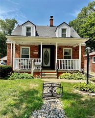 2430 Bennett Street, Dearborn, MI 48124