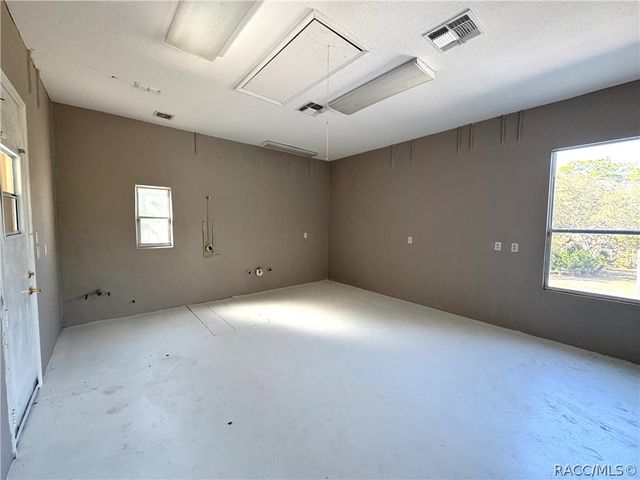 4739 W Angus Drive, Beverly Hills, FL 34465