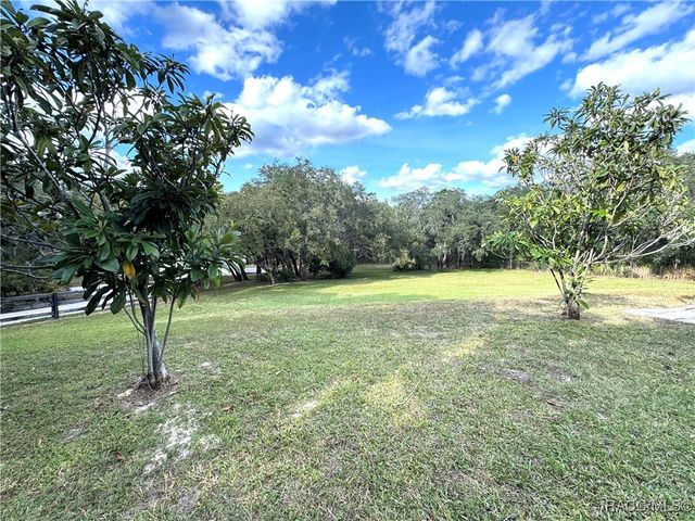 4739 W Angus Drive, Beverly Hills, FL 34465