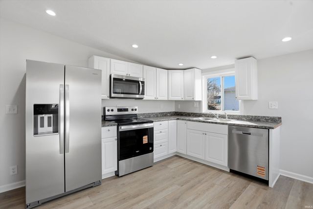 535 Central Avenue, Lapel, IN 46051