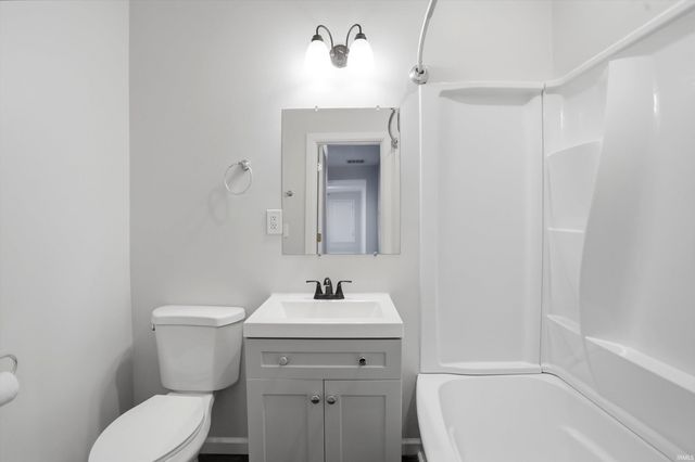 535 Central Avenue, Lapel, IN 46051