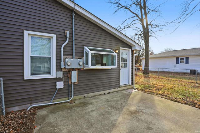 535 Central Avenue, Lapel, IN 46051