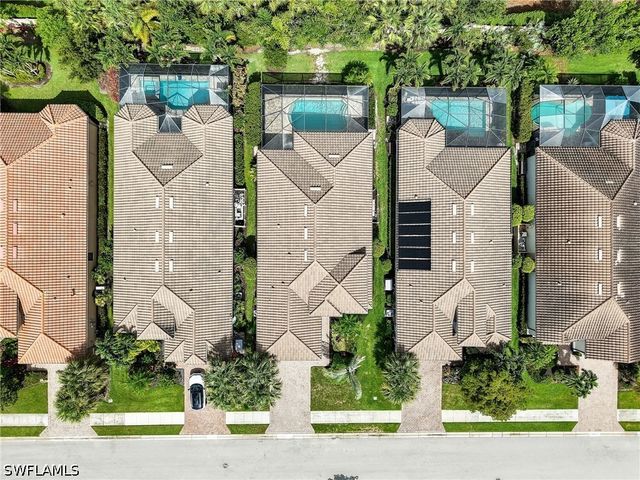 8451 Palacio TER W, Naples, FL 34114