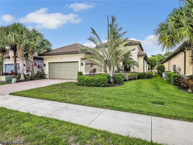 8451 Palacio TER W, Naples, FL 34114