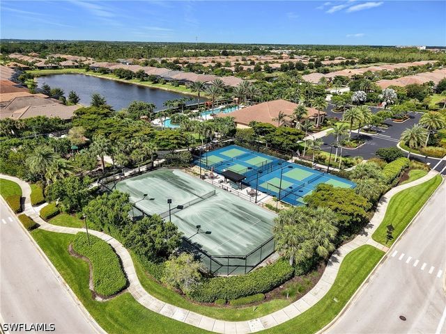 8451 Palacio TER W, Naples, FL 34114