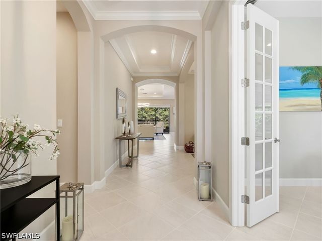 8451 Palacio TER W, Naples, FL 34114