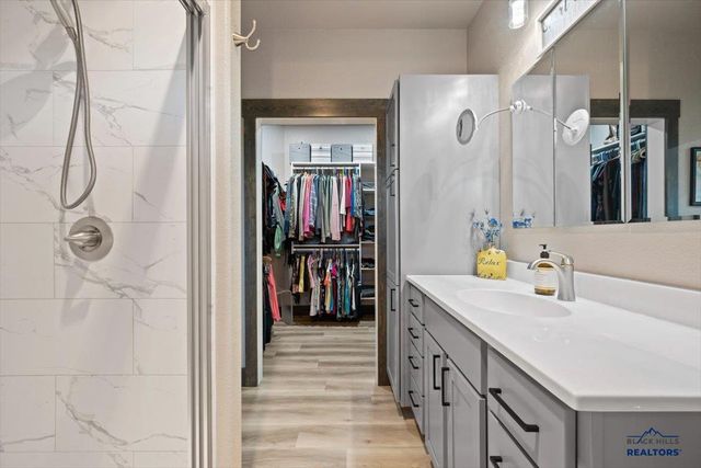 4014 BOZEMAN CT, Spearfish, SD 57783