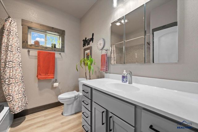 4014 BOZEMAN CT, Spearfish, SD 57783