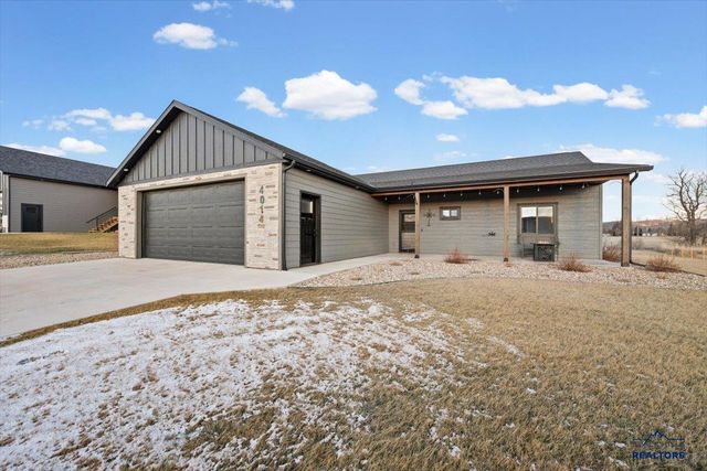 4014 BOZEMAN CT, Spearfish, SD 57783