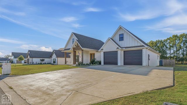 3804 Stoneridge, Paragould, AR 72450