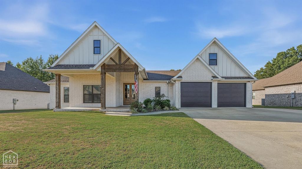 3804 Stoneridge, Paragould, AR 72450