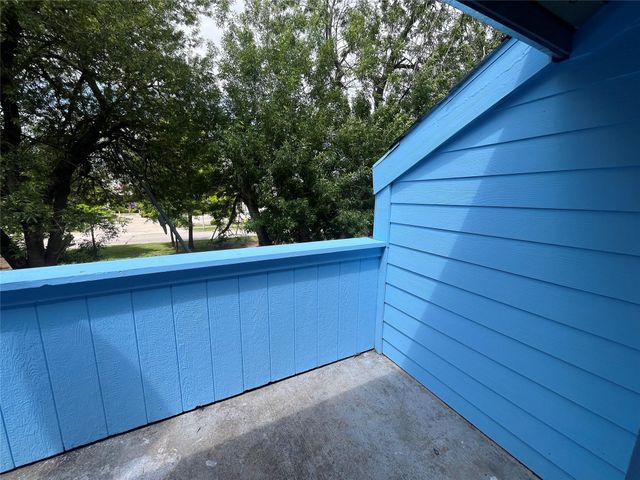 8405 Wilcrest Drive 1702, Houston, TX 77072